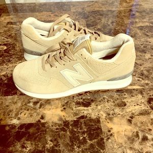 New Balance Men’s sneakers